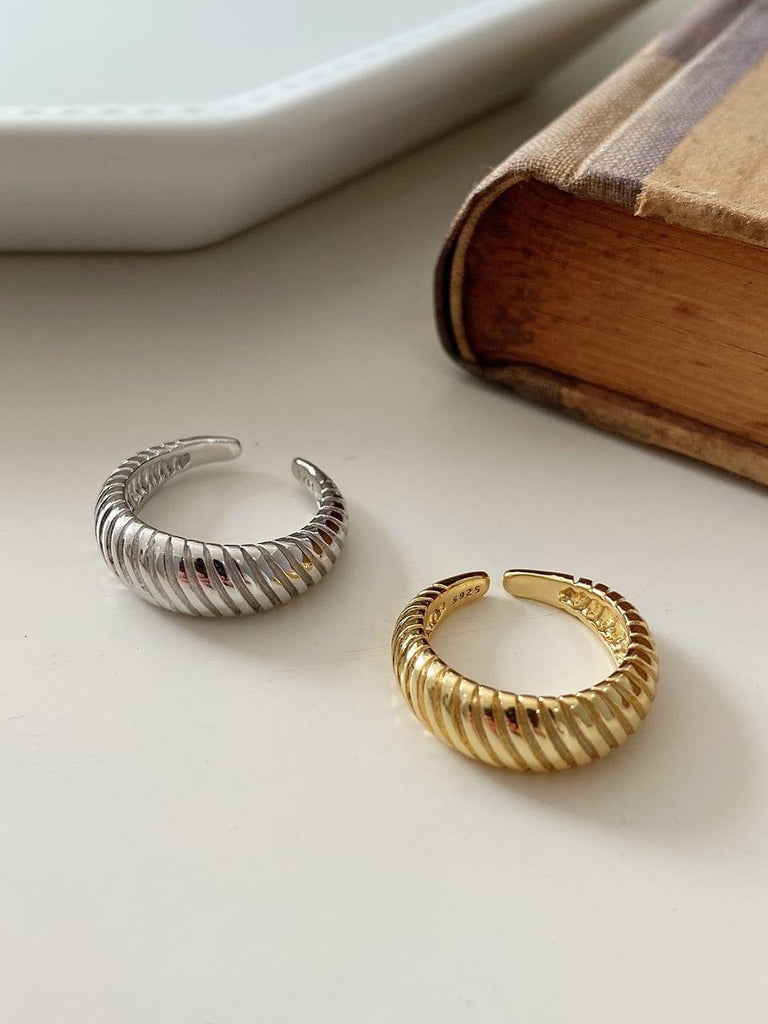 Ribbed Ring - Arabella Cleo